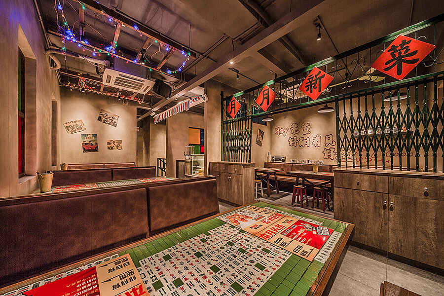 鄭州天臺上見燒烤店裝修公司設(shè)計(jì)案例